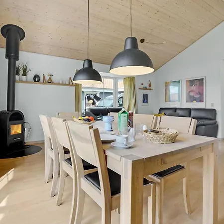 Vakantiehuis Beautiful In With Kitchen *